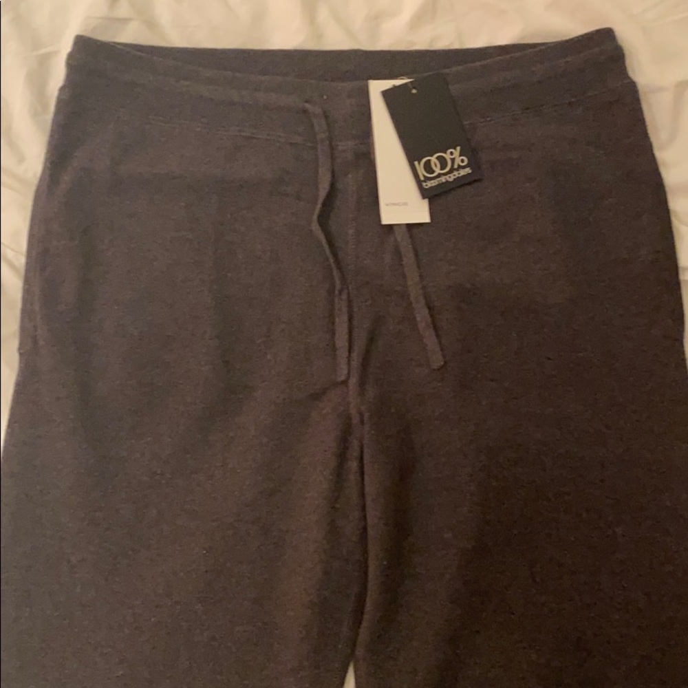 Men’s Grey Vince Joggers Medium